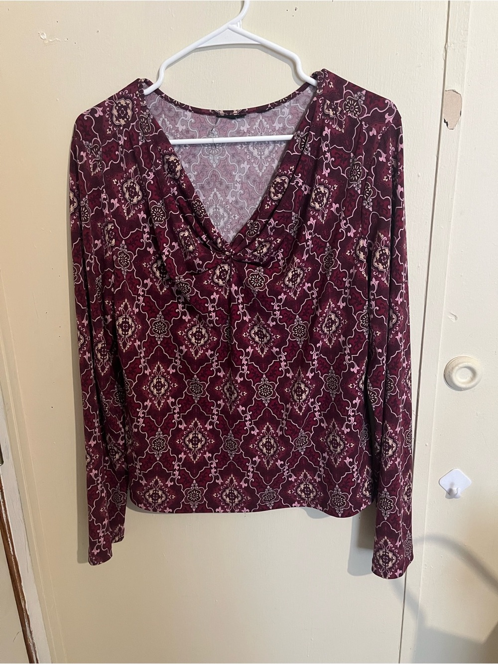 2 Y2K long sleeve tops!